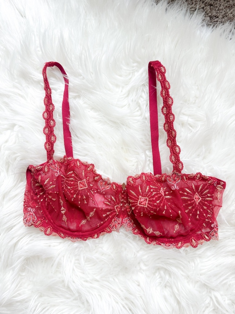 Chantelle 32D Red Gold Sheer Celestial Embroidered Unlined Underwire Bra C19050